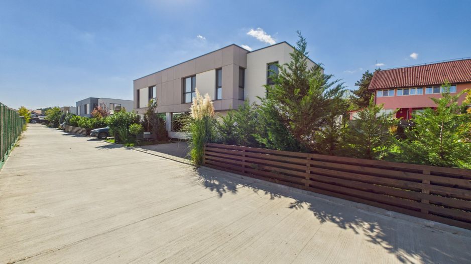 Casă modernă 3 dormitoare, curte generoasă și parcare dublă-CORBEANCA - Poză 7