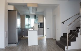 Apartament pe 3 niveluri, terasa, curte si 2 locuri parcare - Poză 6