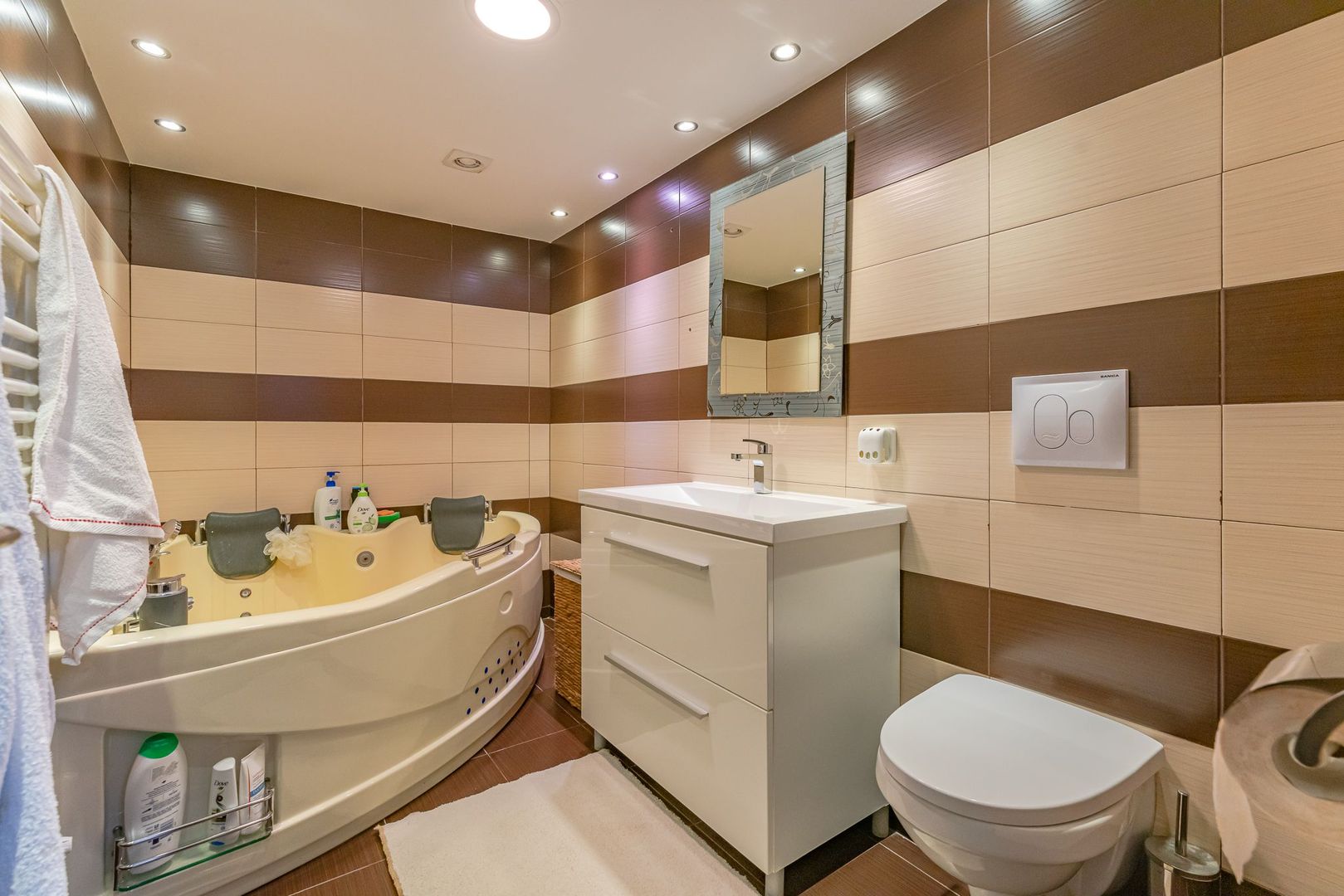 Casa renovata 2016 in Ghimbav - Poză 11