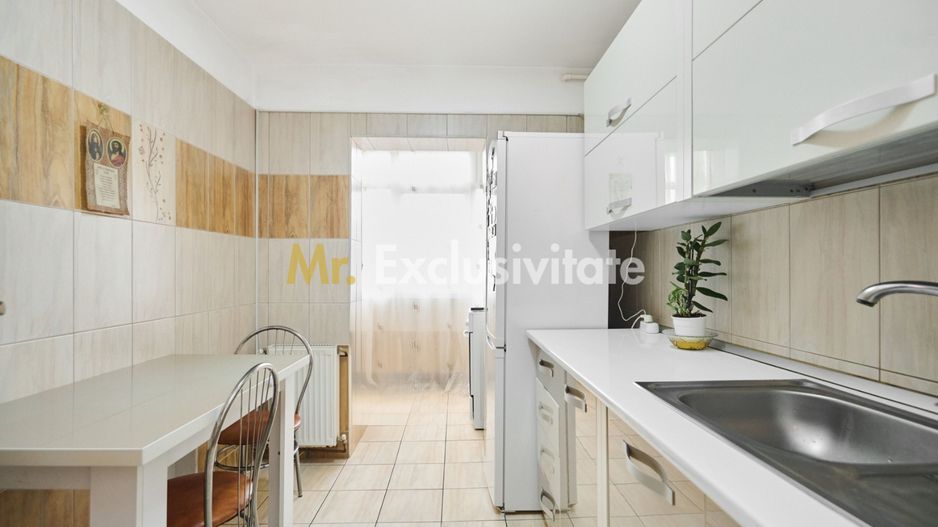 Apartament Mioveni , etajul 2 , decomandat ! - Poză 6