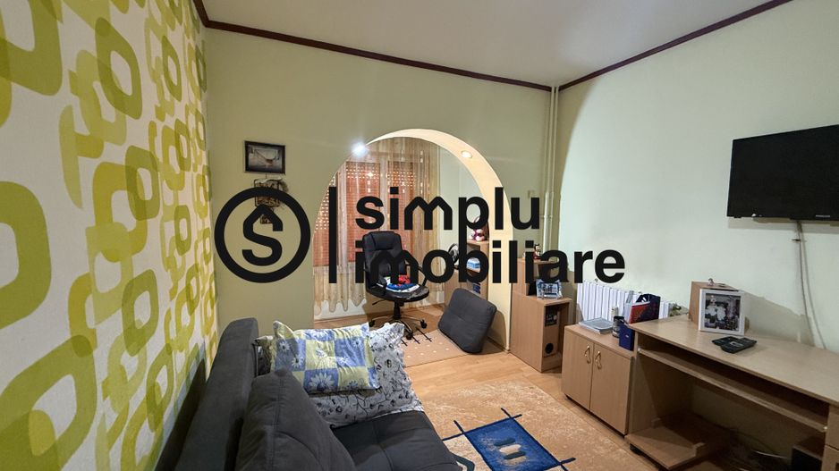 3 decomandate, etaj 2/4, centrala termica, Rovine - 157 000 Euro - Poză 19