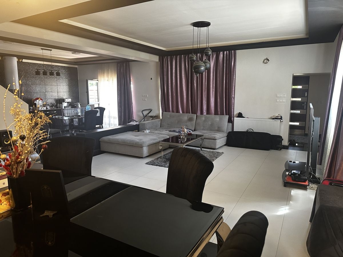 Vila spatioasa de inchiriat | 5 camere| costuri mici la intretinere - Poză 3