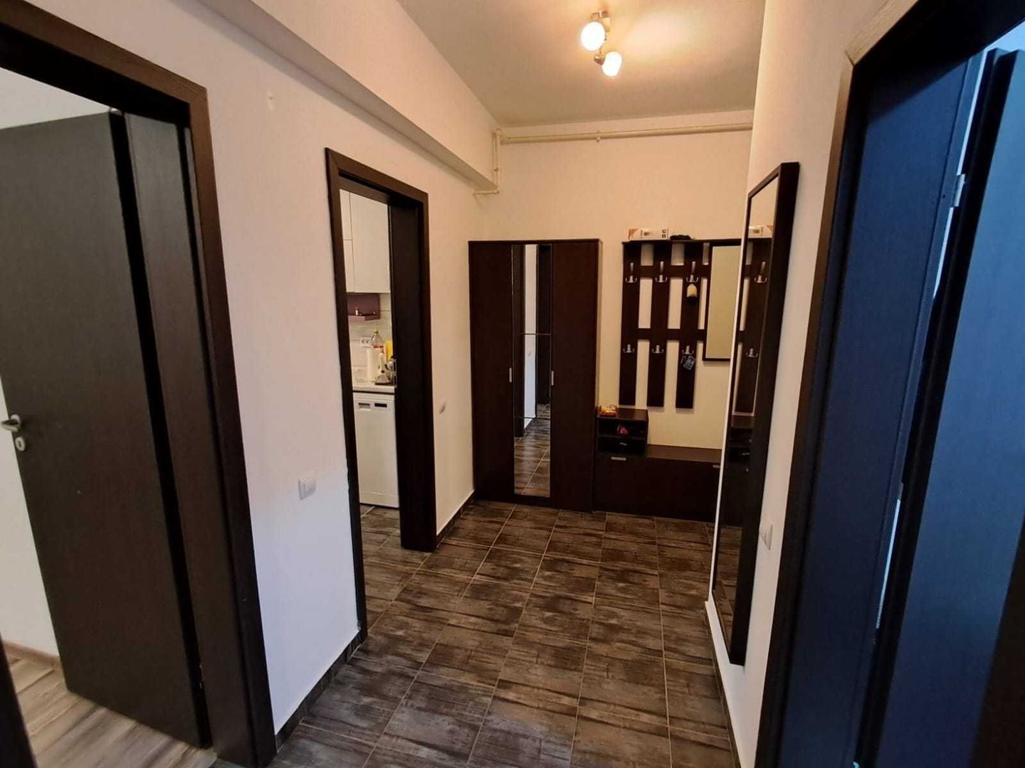 Apartament cu 2 camere - Confort Urban , Sos. Salaj, mobilat si utilat - Poză 7