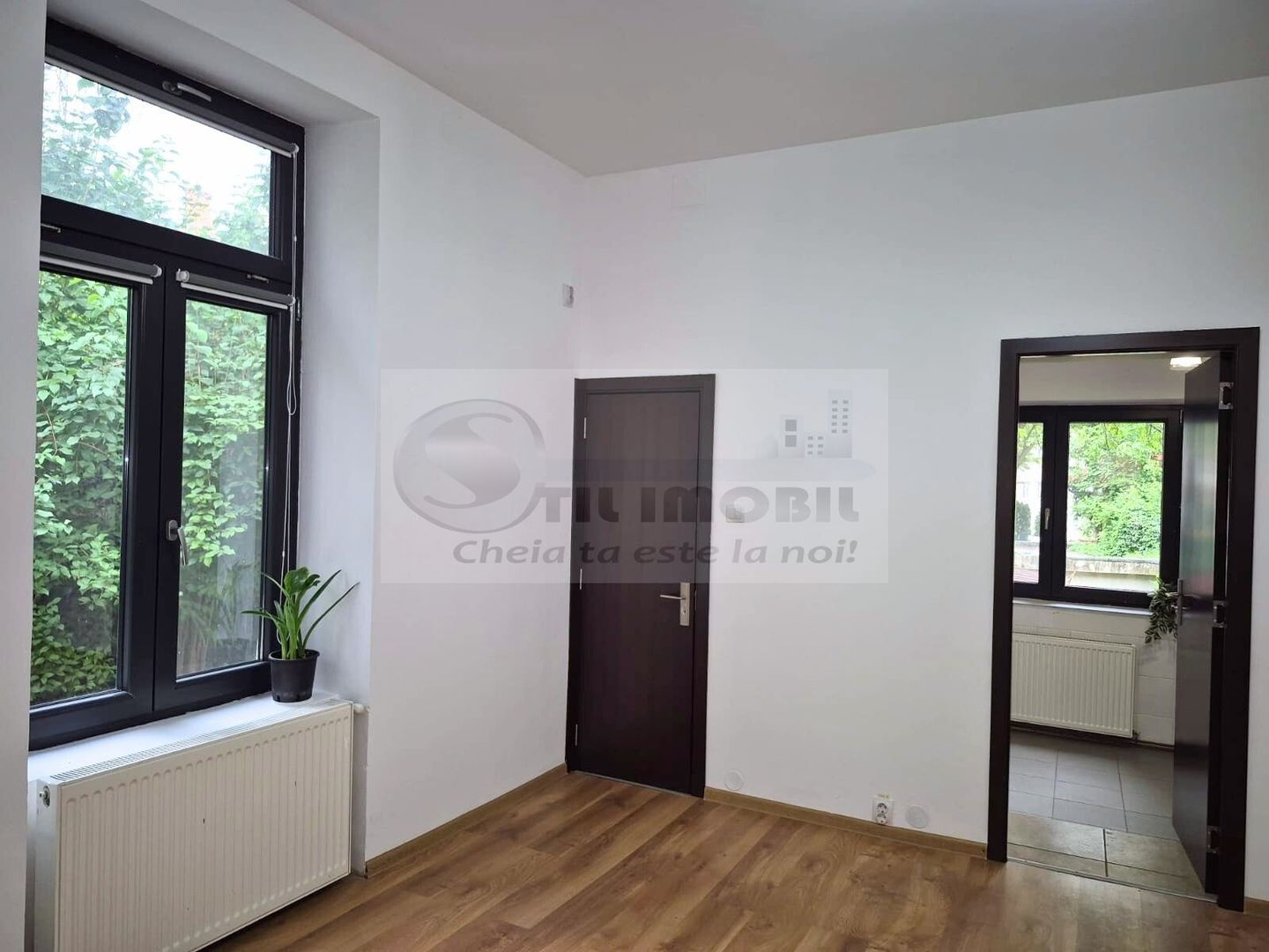 Casa zona centrala - 1200 euro - Poză 2