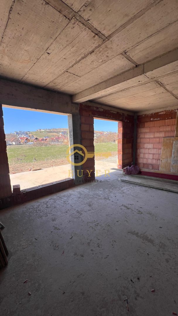 Casa de vanzare in Sura Mare- teren liber 262mp- la ALB - Poză 2