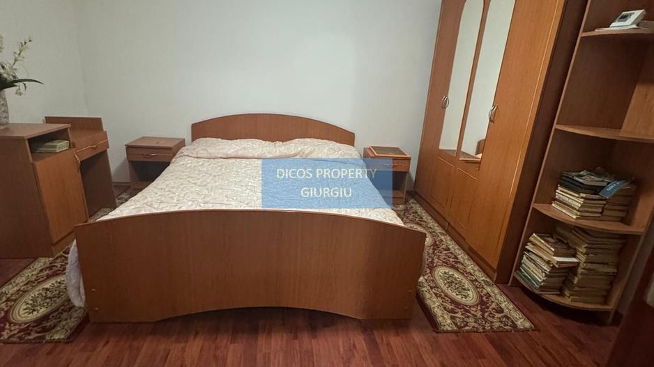 Casă de vânzare pe strada Sabarului - Poză 4