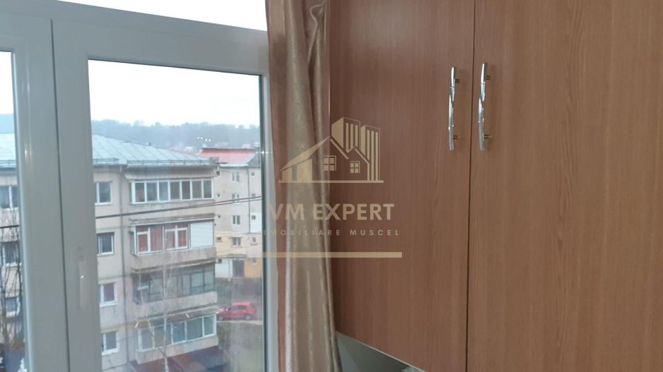 APARTAMENT 2 CAMERE,CF. 1, SEMIDECOMANDAT, ET. 4, CAMPULUNG-ROTUNDA - Poză 9