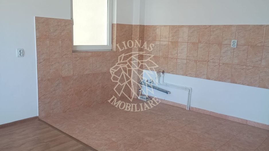 Apartament 39 mp  con.-balcon-ideal locuire - finisata-Zona Pompieri - Poză 3