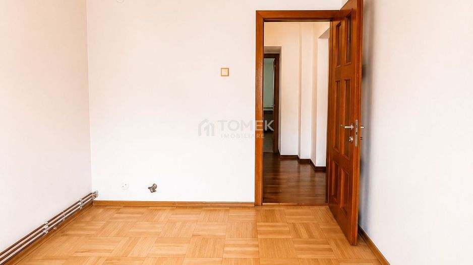 Apartament 4 camere suprafata mare zona Scriitorilor Brasov - Poză 10