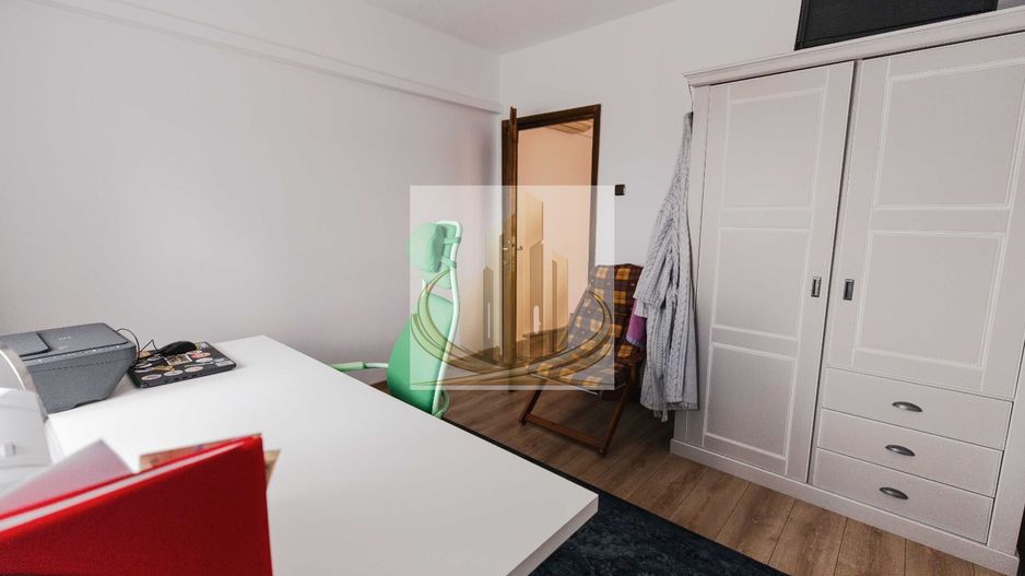 Apartament 4 camere Central 100mp 245000 euro - Poză 16