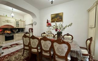 Casa boiereasca situata in zona Ultracentrala - Poză 1