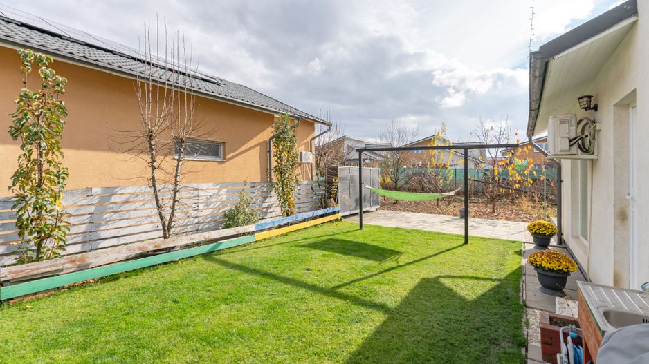 Casa mobilata utilata modern cartier Izvor Tarlungeni Brasov - Poză 18