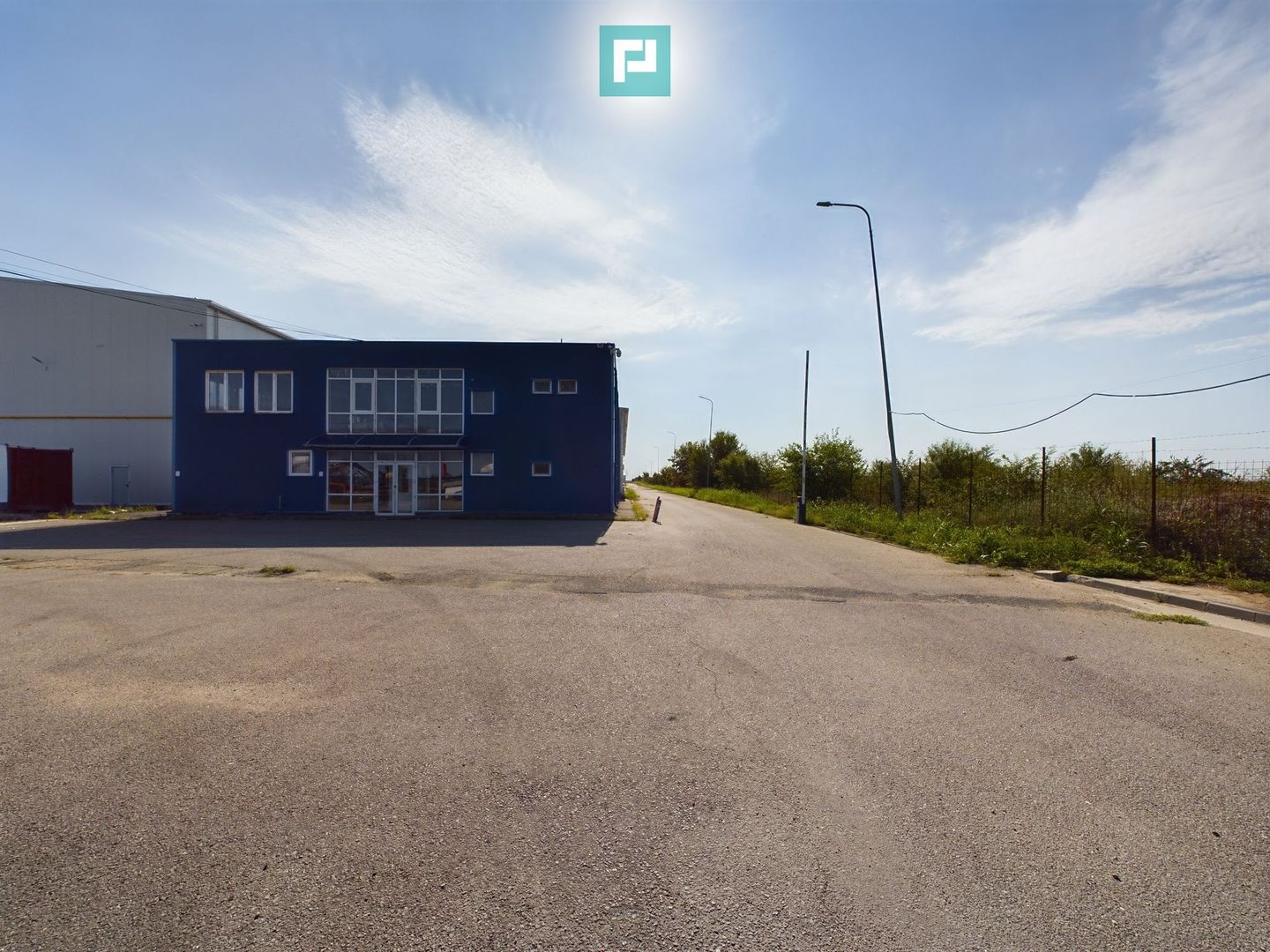 Spatiu cu destinatie comerciala, zona Popesti,  centura sudest. - Poză 1