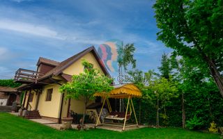 Casă nou construită în Centrul vechi Medias - Poză 3