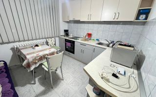 Inchiriez apartament o camera in Buziasului - Poză 9