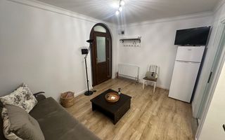 Garsoniera, decomandata, 50mp, zona UMFST - Poză 3