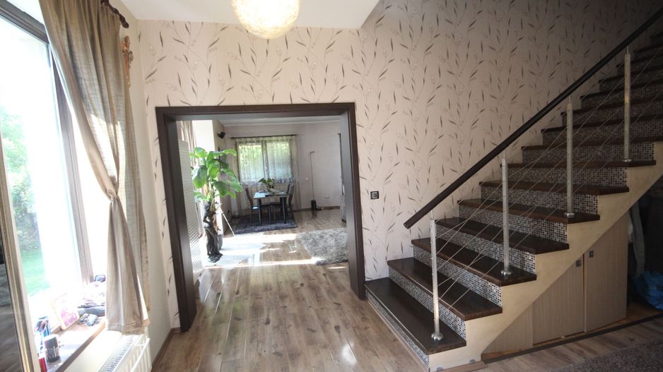 Ideala pentru o familie - Poză 2