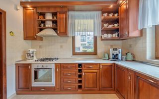 Casa individuala 320 mp utili, 713 mp teren! - Poză 6