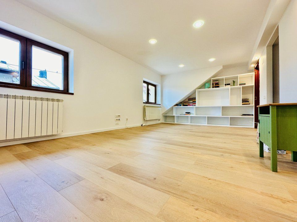 Casă deosebită pe 4 niveluri, renovată, lângă Parcul Tineretului şi metrou. - Poză 7