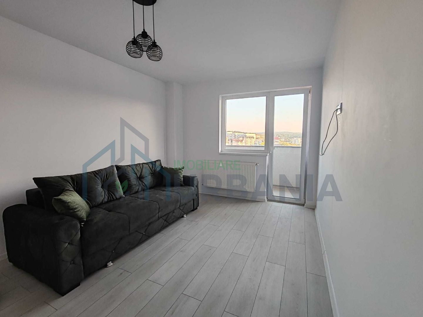 Apartament 2 camere decomandat, 52 mp, Sofia District, Visan - Poză 1