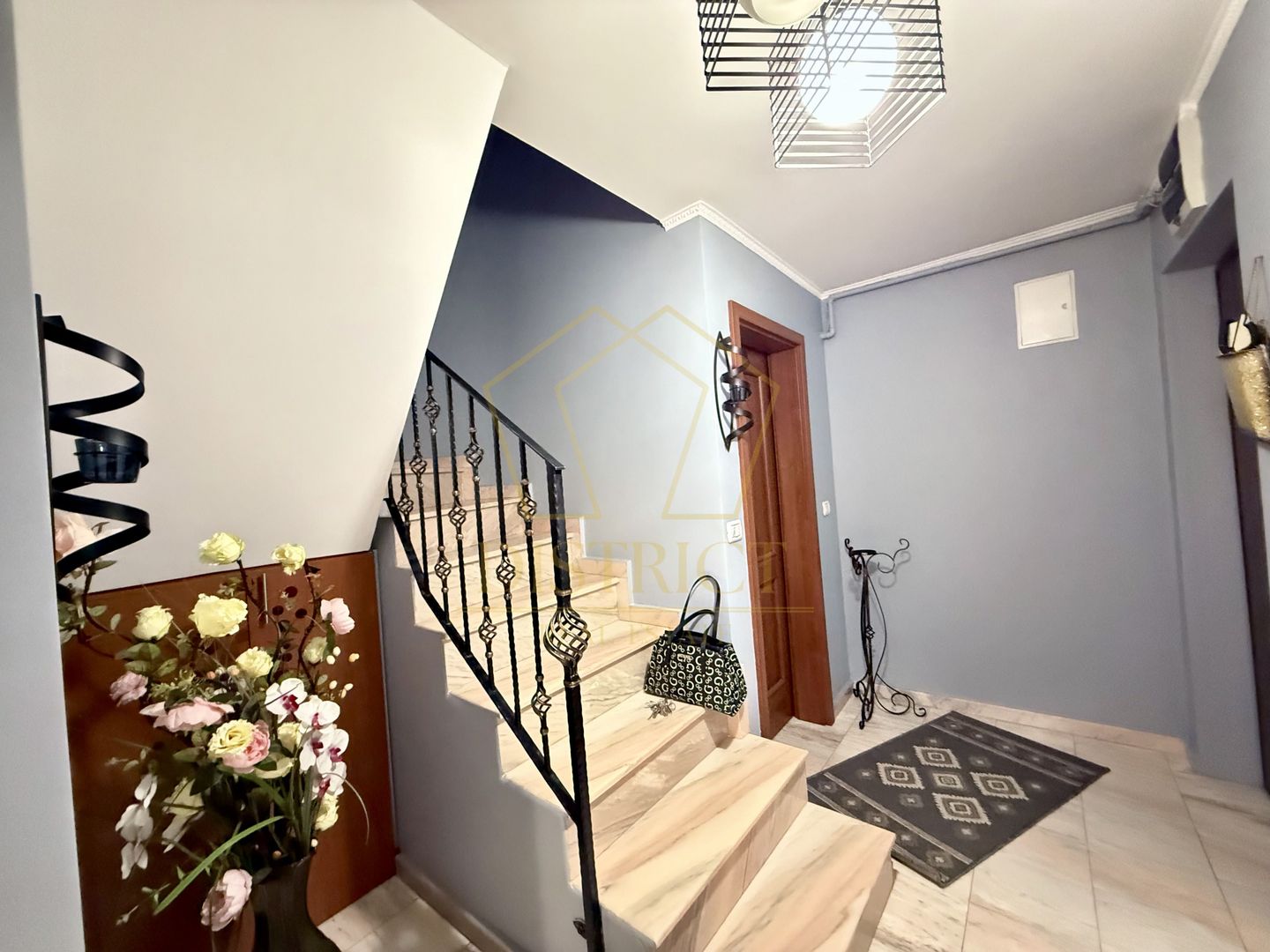 Apartament superb cu 4 camere  |  Calea Martirilor - Poză 12