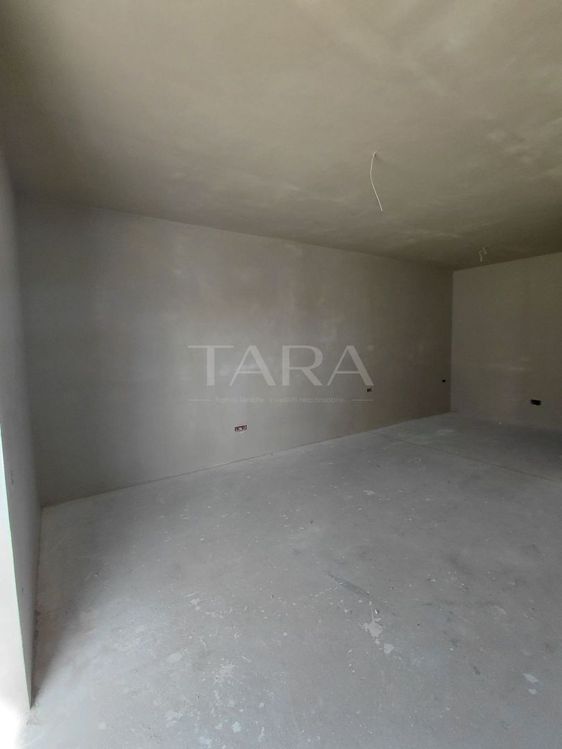 Apartament open-space cu nișă de dormit, CF și parcare subterană. - Poză 2