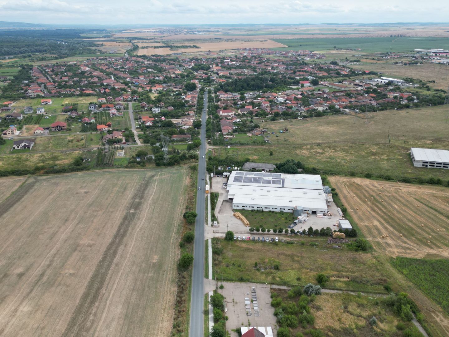 Teren de 4645 mp în Fântânele - Poză 3