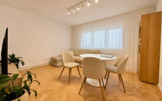 Apartament renovat, etaj intermediar, zona Bucegi - Poză 4