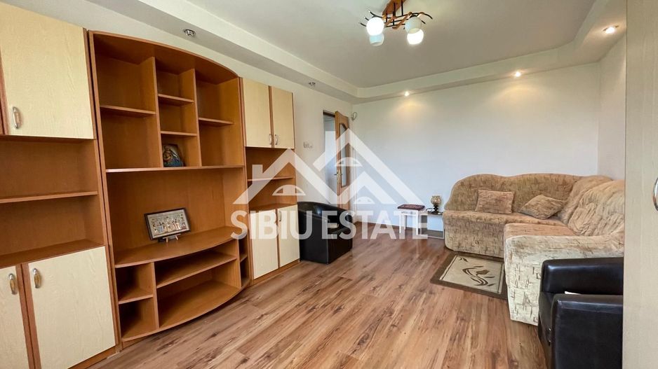 Apartament de vanzare cu 2 camere etaj 3 -Cartier Vasile Aaron - Poză 2