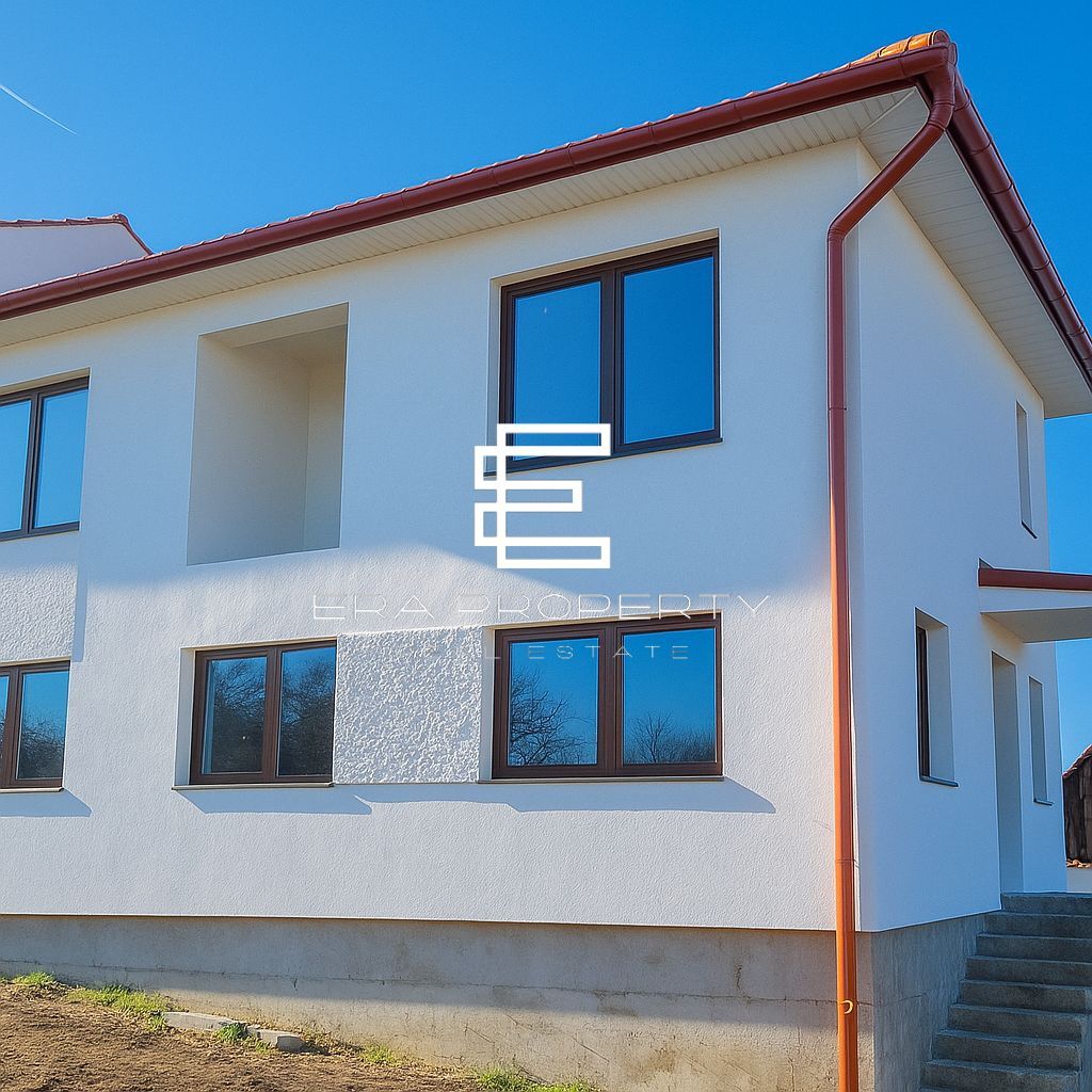 Duplex 4 Camere teren 300 mp  -Locație Centrală, Sura Mică - Poză 3