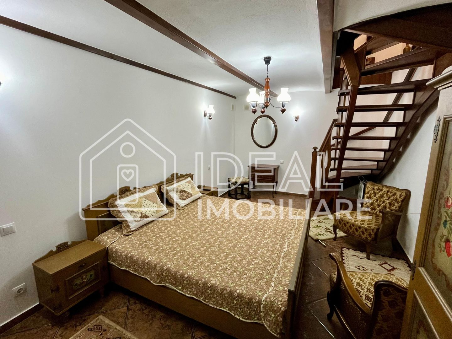 Apartament 2 camere spațios și luminos de vânzare – zonă ultracentrală - Poză 2