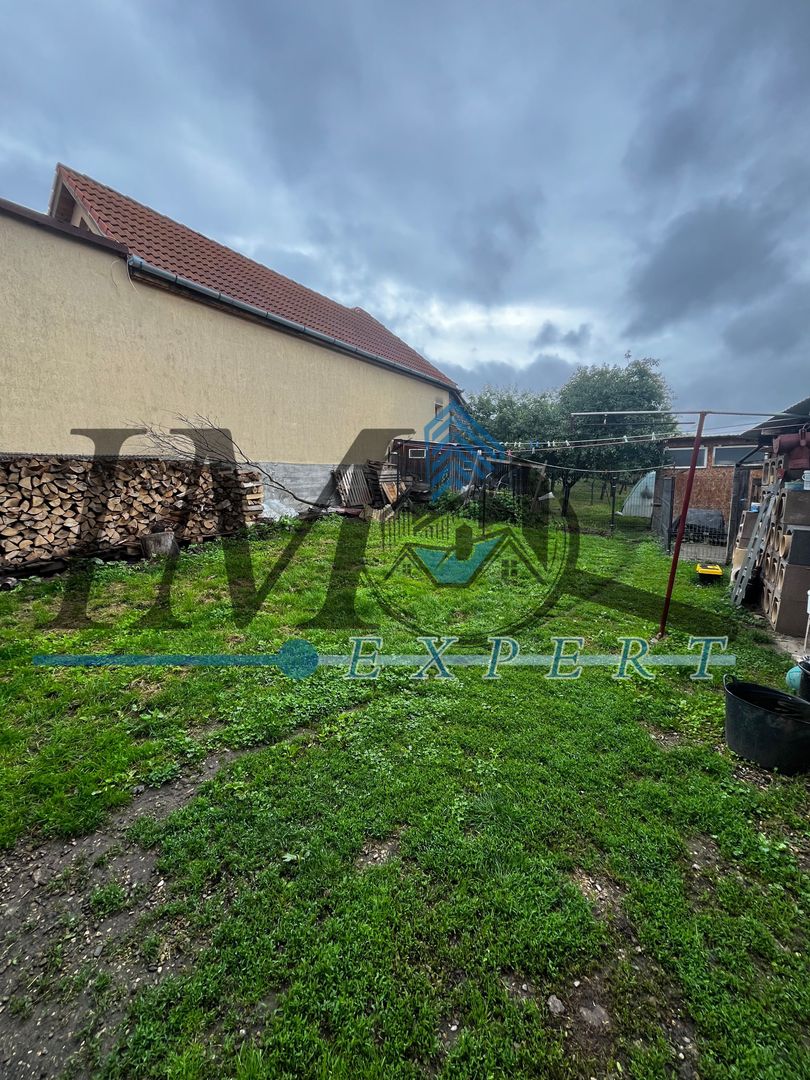 Casa renovata de vânzare in Lancram - Poză 9