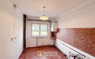 De vanzare apartament 4 camere, Arad - Poză 10