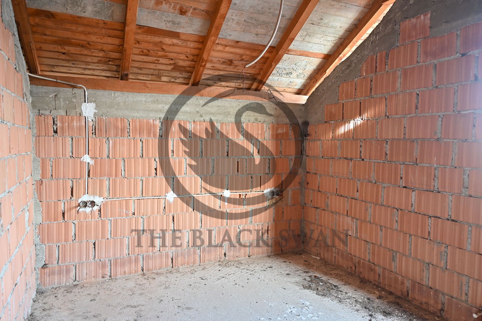 Casa la rosu de vanzare | Iordacheanu - Valea Cucului | Comision 0% - Poză 14