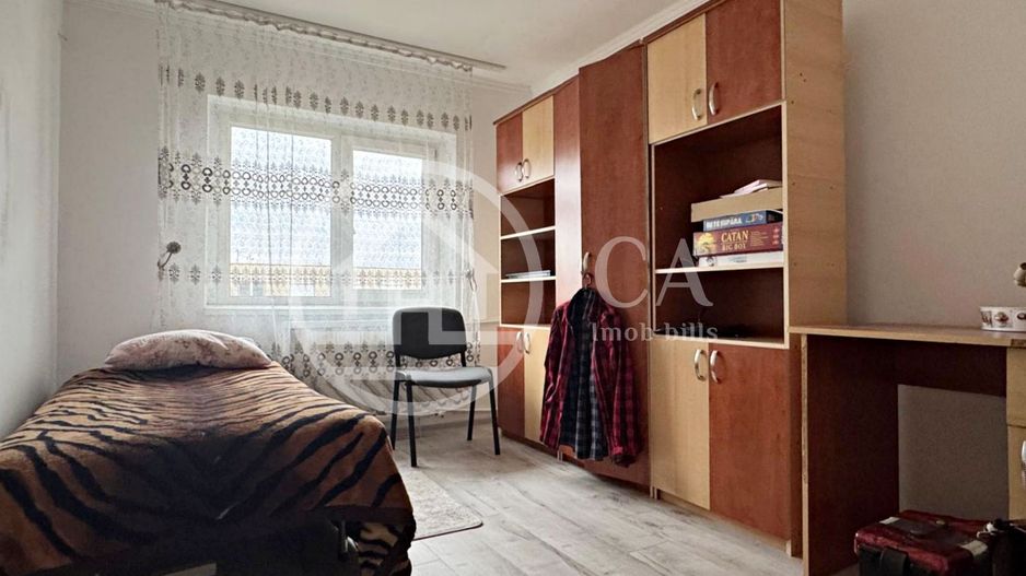 Apartament cu 3 camere de vanzare Str. Banatului Zona  Velenta, Oradea - Poză 3