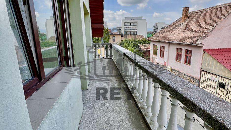 Casa de vanzare 6 camere zona Piata Cluj/Kogalniceanu/Turnisor - Poză 31