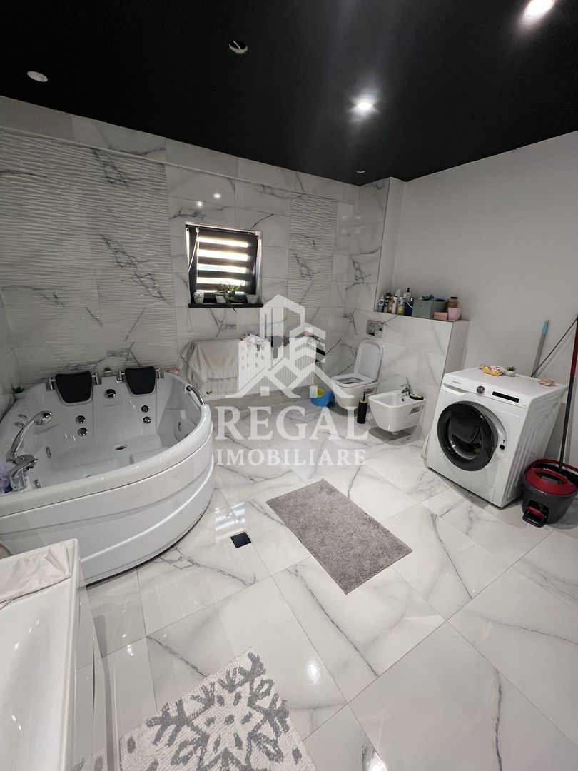 Casă modernă tip duplex, ideală pentru 2 familii – in loc. Strei - Poză 29