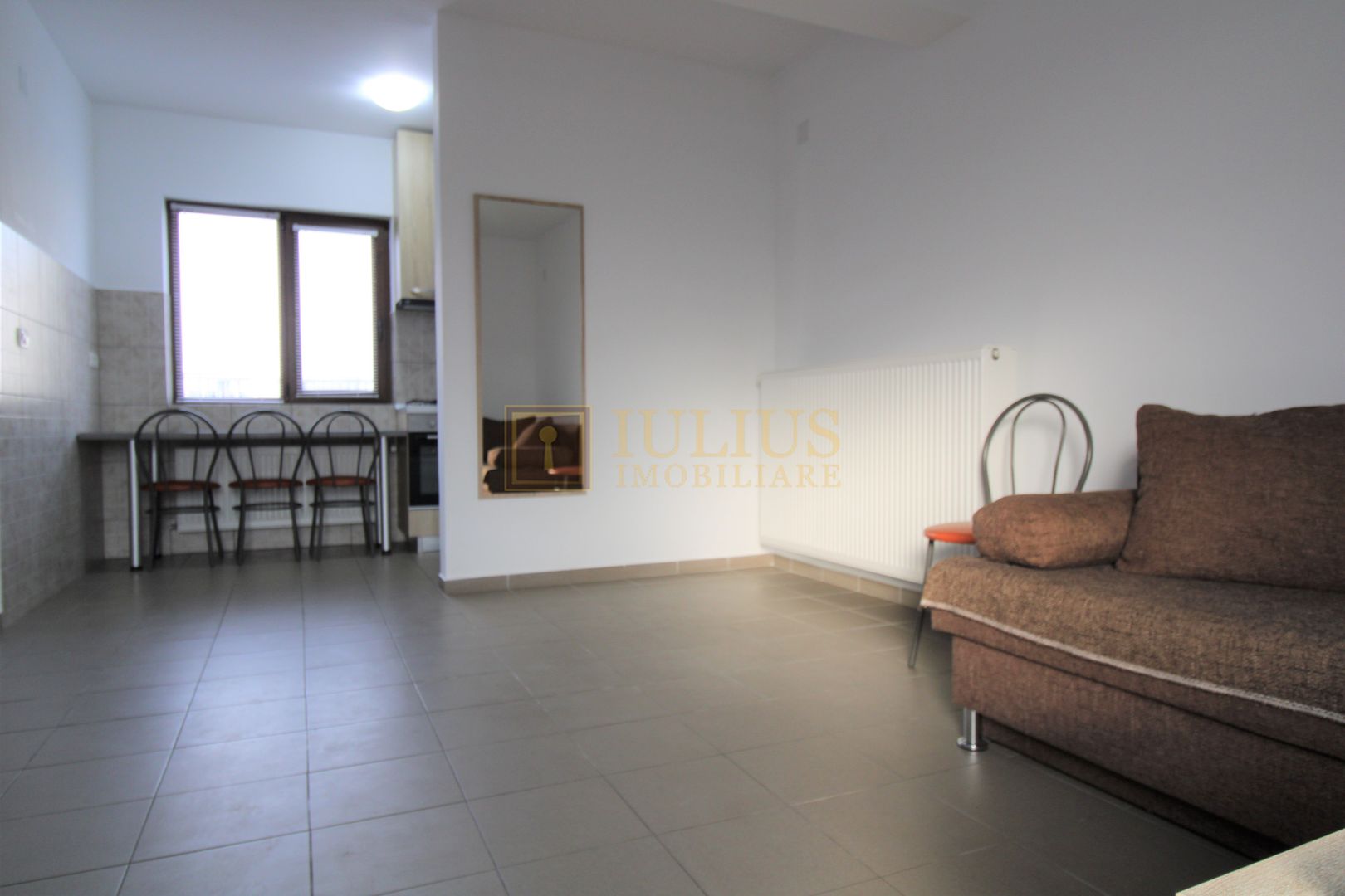 2 dormitoare, 80 mp utili, gradina si curte proprie de 300mp. - Poză 18