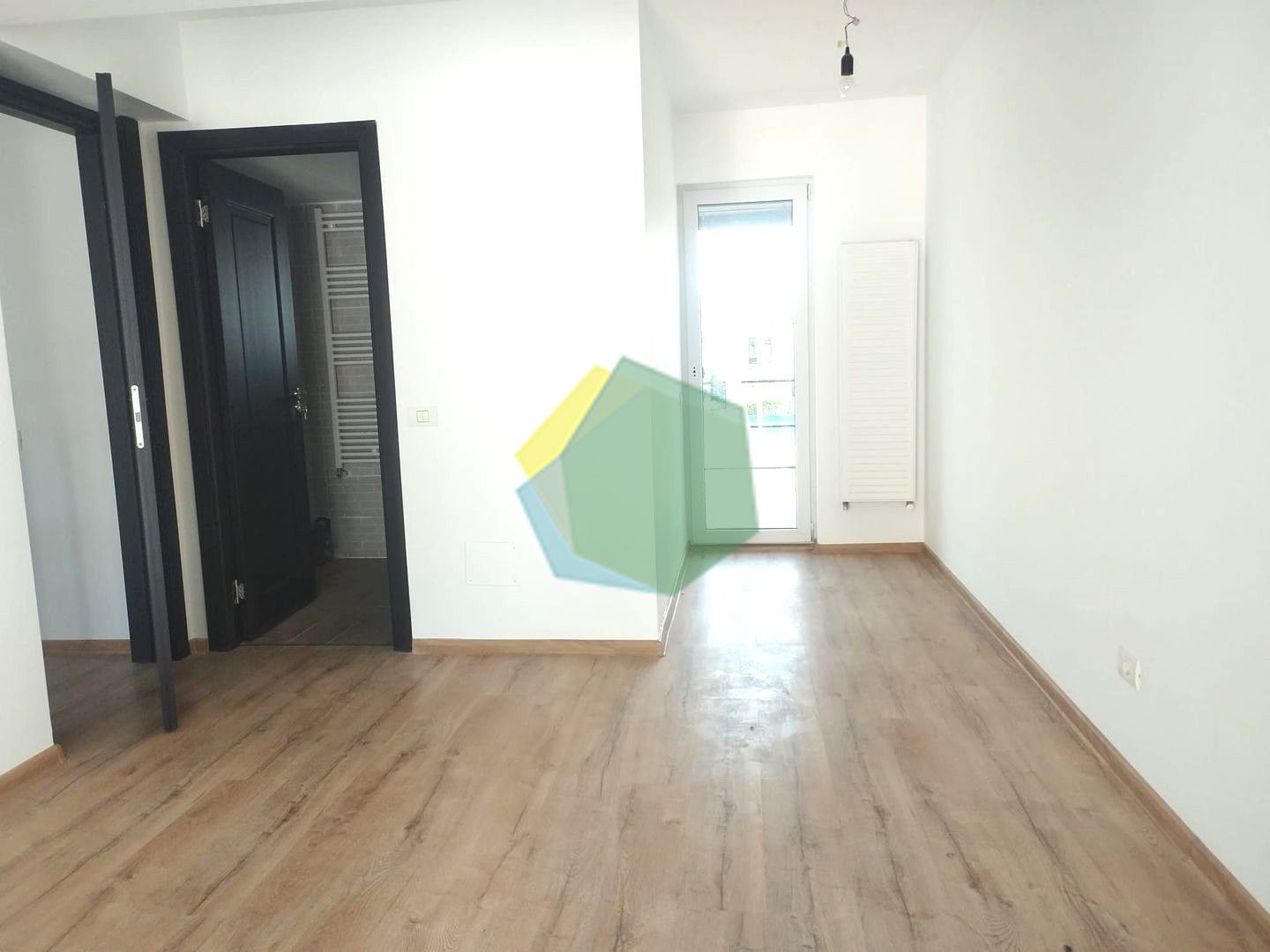 Casa Duplex P+1 in Otopeni, curte 170mp, ideal pentru familie - Poză 3