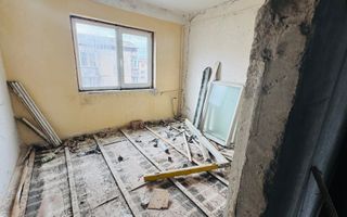 APARTAMENT 3 CAMERE ETAJ 4 GRUI CAMPULUNG - Poză 2