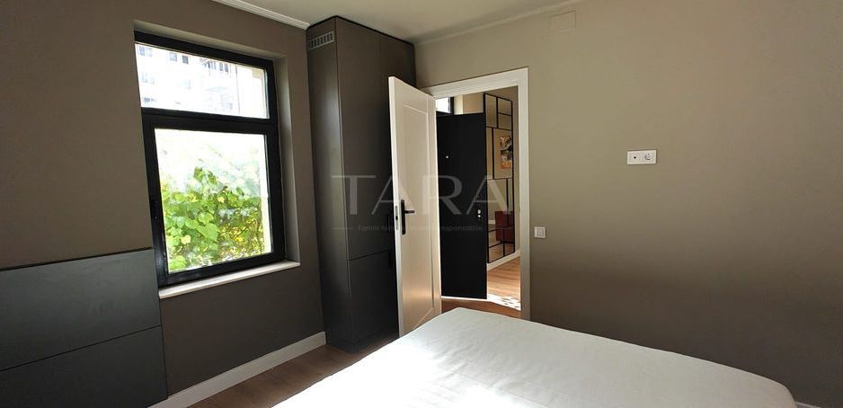 Apartament cu posibilitate de mansardare, parcare și grădină, central. - Poză 7