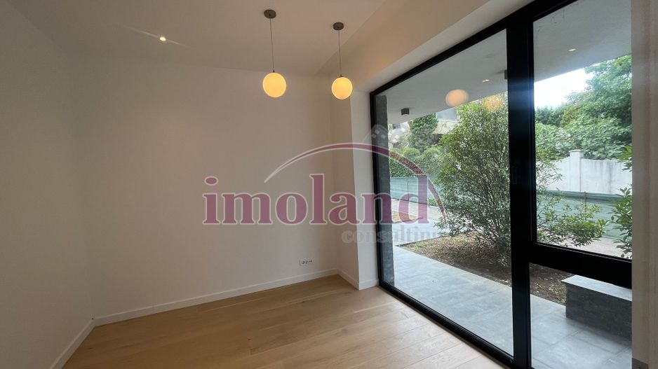 Vila superba - 5 camere - Laguna albastra-Corbeanca - Poză 4