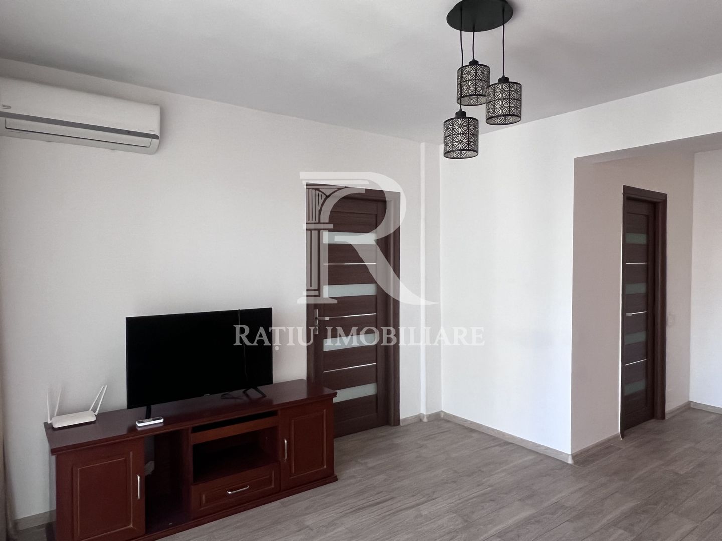 Apartament cu 2 camere | parcare subterana | Iosia Rezidence | Oradea - Poză 3