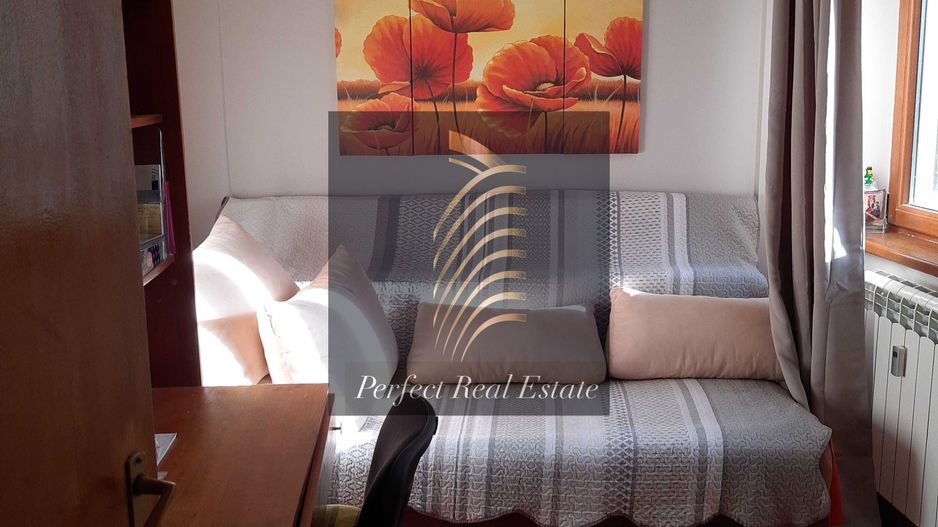 Apartament 3 camere de vânzare – Zonă Centrală | Etaj 1 - Poză 4