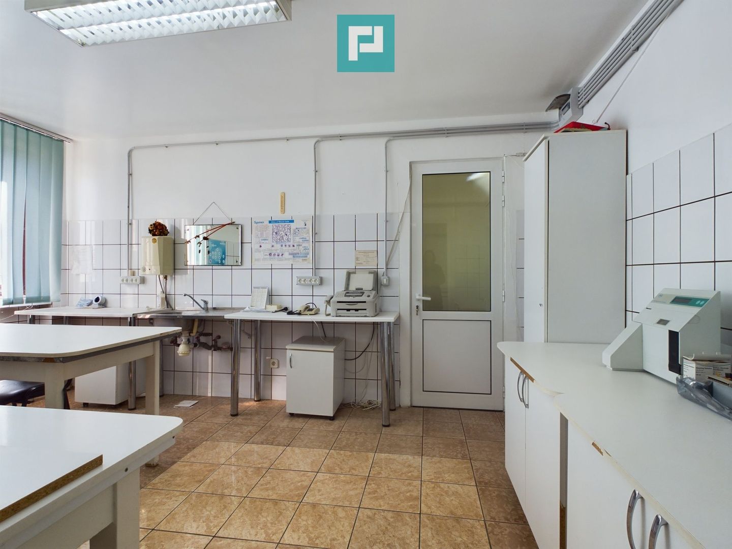 Spațiu medical generos situat ultracentral - Poză 2