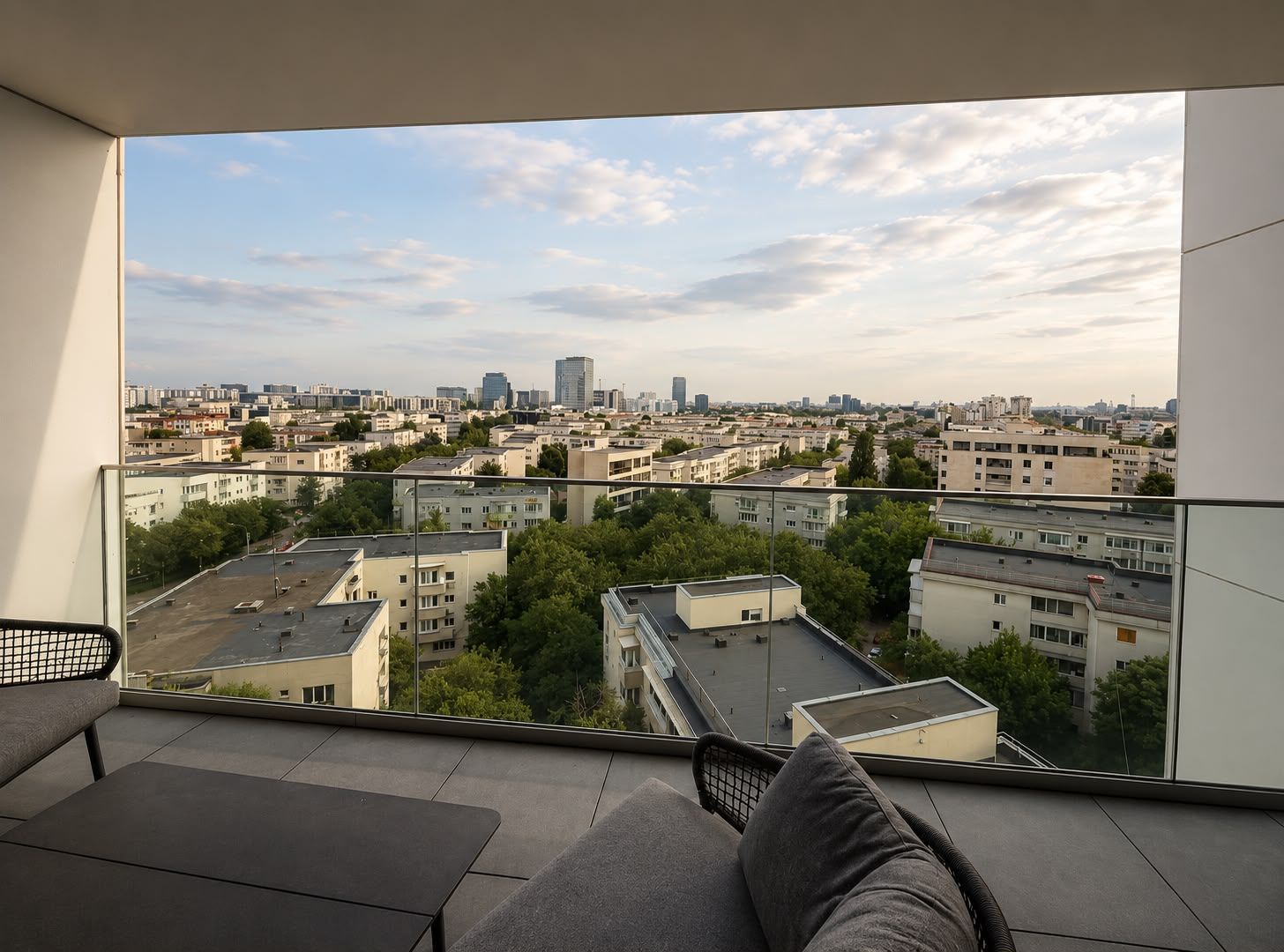 Apartament elegant 2 camere I Terasă generoasa I One Herăstrău Towers - Poză 2