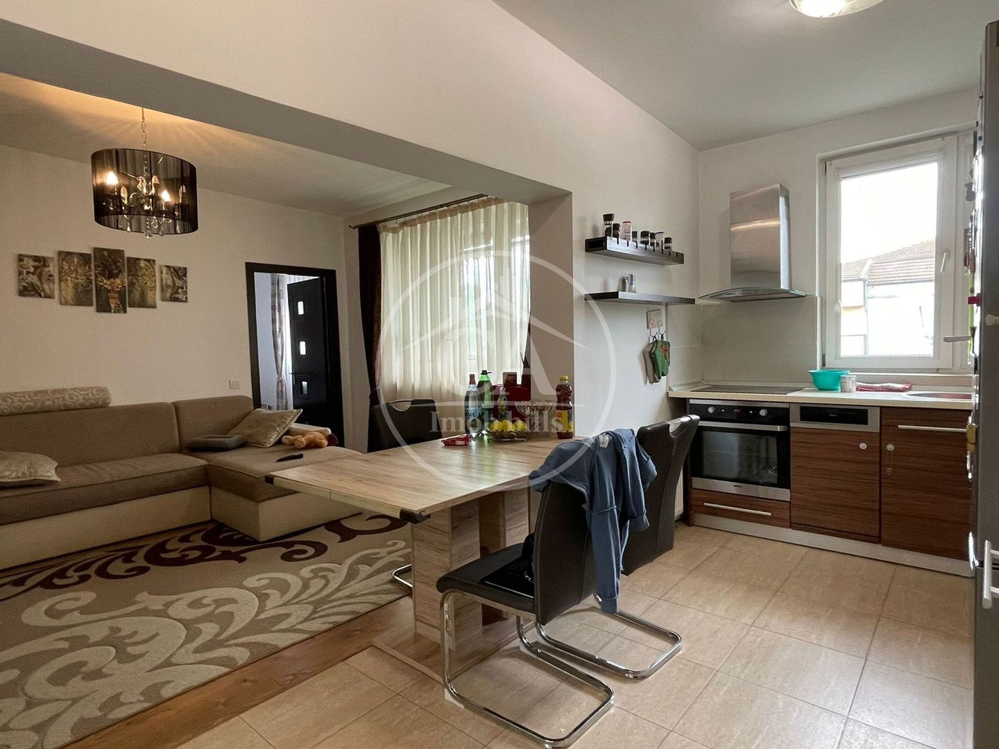 Apartament cu 3 camere de vanzare in zona Decebal, Oradea - Poză 5