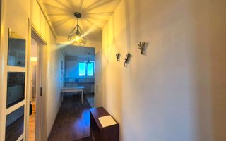 Zona Piata Astra, 3 camere, insorit, cu priveliste. - Poză 3