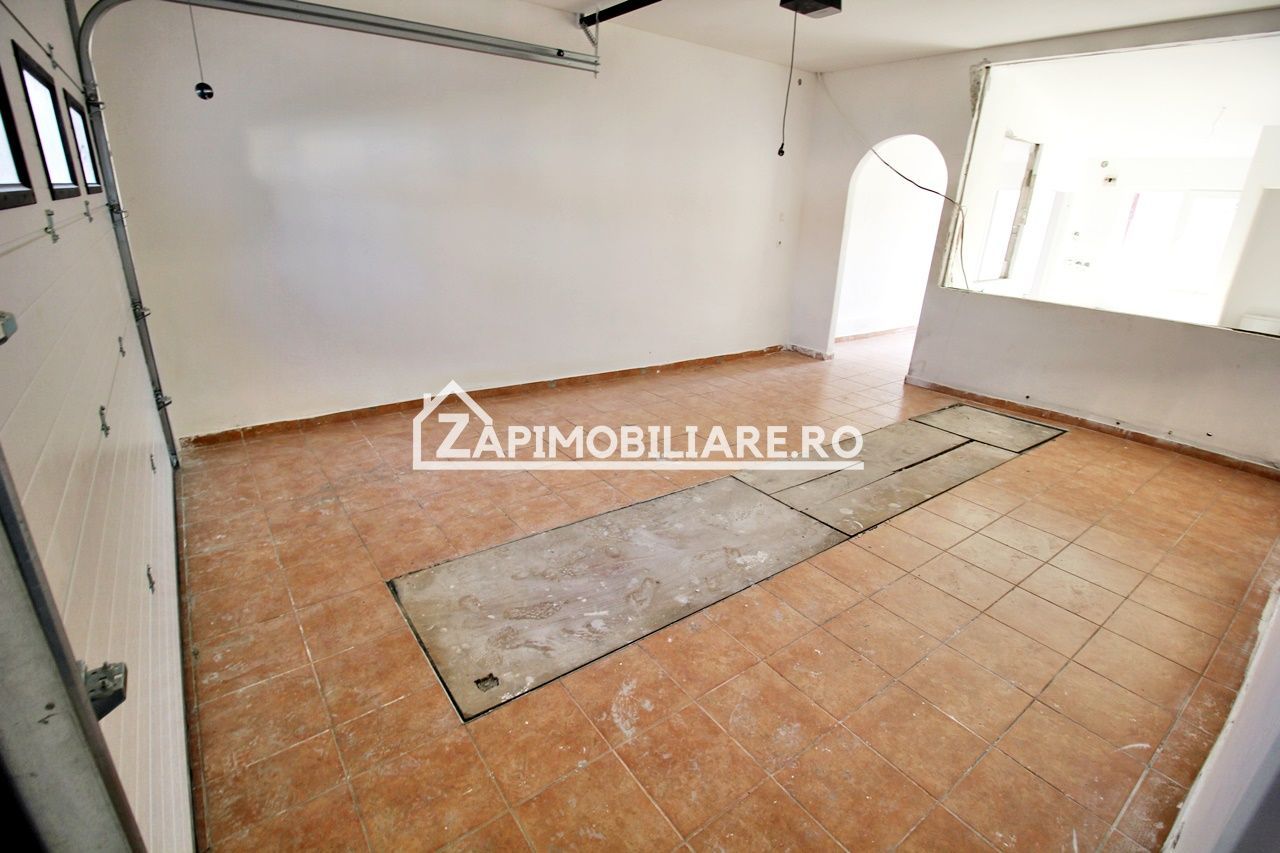 Spatiu Comercial zona Gh.Doja,70 mp.2 parcari private - Poză 2