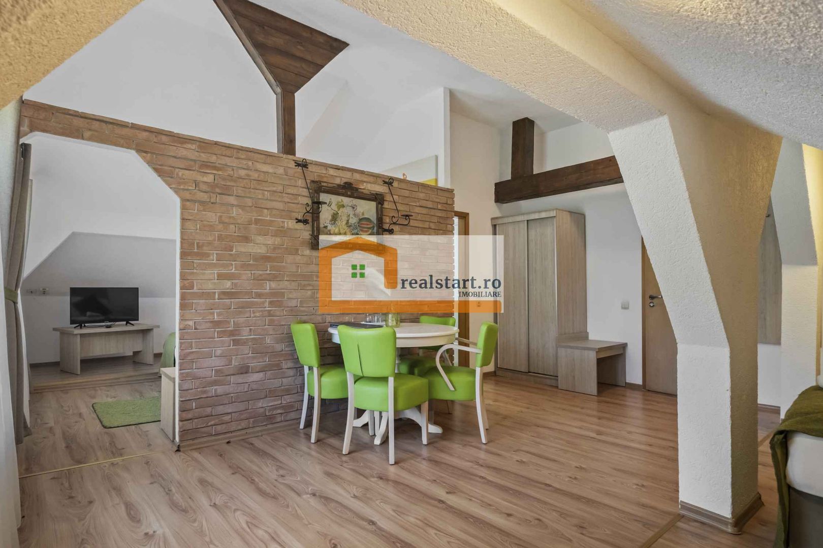 Oportunitate, Restaurant cu MiniPensiune 800mp, 1,8ha teren, Via Transilvanica - Poză 43